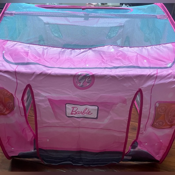 Used Once Barbie Convertible Pop Up With Musical Key Fob (Unopened Unused) - Picture 7 of 9